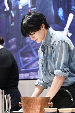 NCT DREAM (เอ็นซีที ดรีม) ชนะใจแฟนคลับชาวไทยแบบอยู่หมัดด้วยกิจกรรมสุดเอ็กซ์คลูซีฟ "Shopee x NCT DREAM 'Beat It Up' FANSIGN & CAFE EVENT" ภายใต้ความร่วมมือของ SM True (เอสเอ็ม ทรู) กับ Shopee (ช้อปปี้)